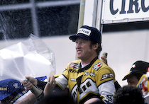 Roberts takes championship for the third year running on his YZR500