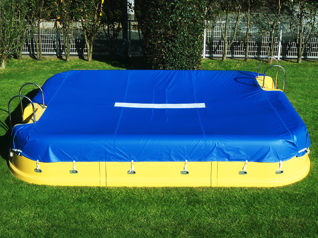 Pool cover (for the off-season)
