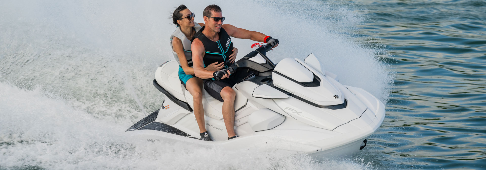 FX Cruiser SVHO : Features - WaveRunner(PWC) | Yamaha Motor Co., Ltd.