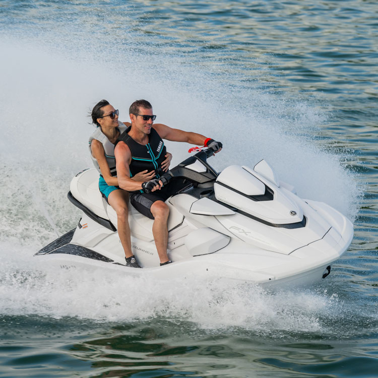 FX Cruiser SVHO - WaveRunner(PWC) | Yamaha Motor Co., Ltd.