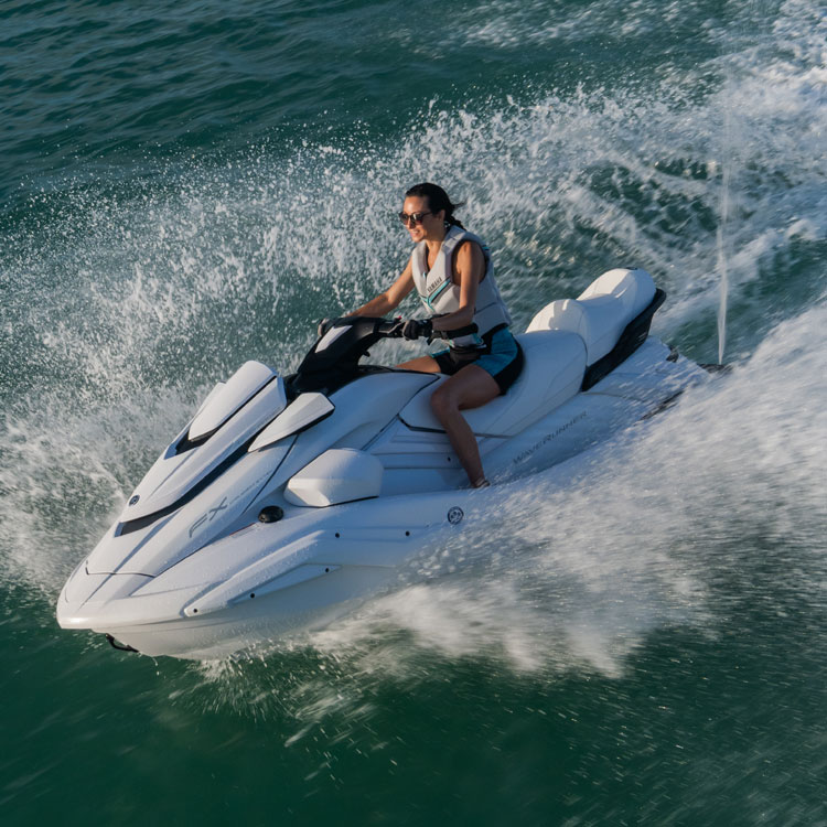 FX Cruiser SVHO - WaveRunner(PWC) | Yamaha Motor Co., Ltd.