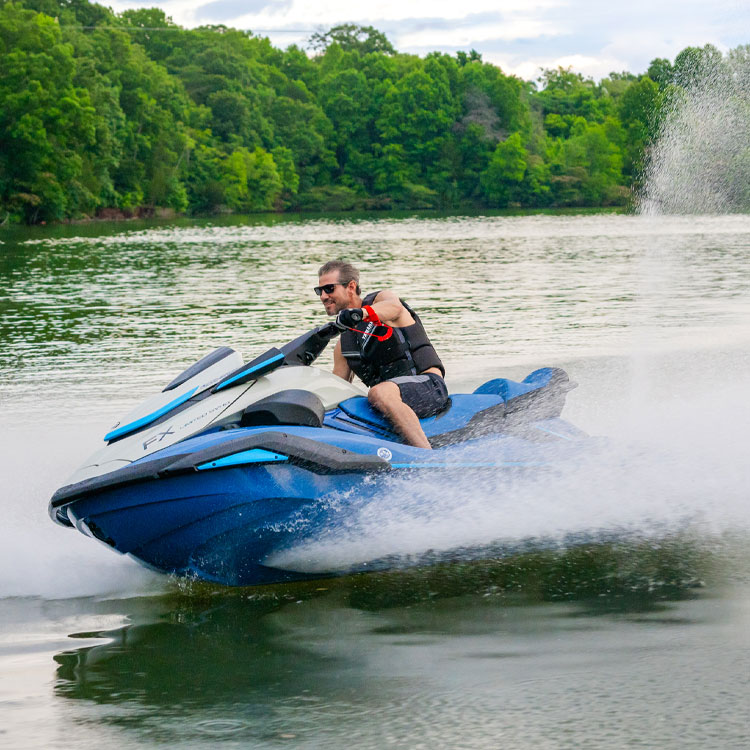 FX Limited SVHO - WaveRunner(PWC) | Yamaha Motor Co., Ltd.