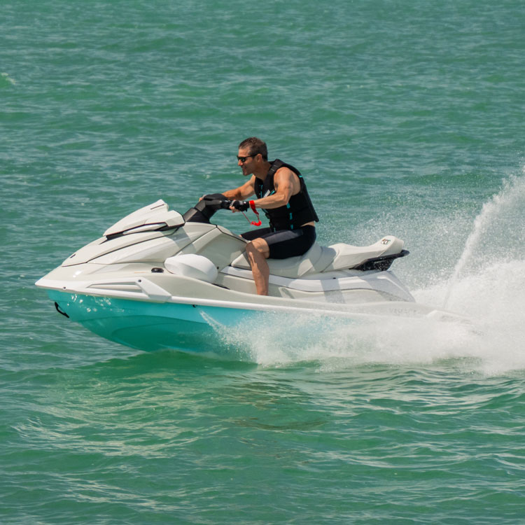 VX Cruiser HO WaveRunner(PWC) Yamaha Motor Co., Ltd.