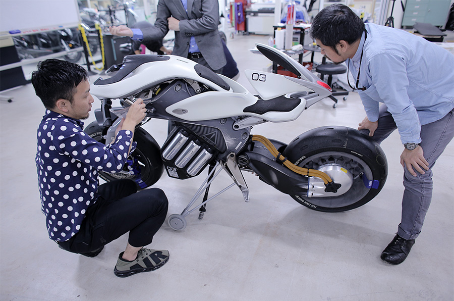 MOTOROiD
