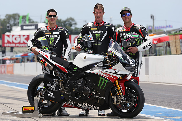 左からリック・オルソン選手、ウェイン・マクスウェル選手、トミー・ブライドウェル選手