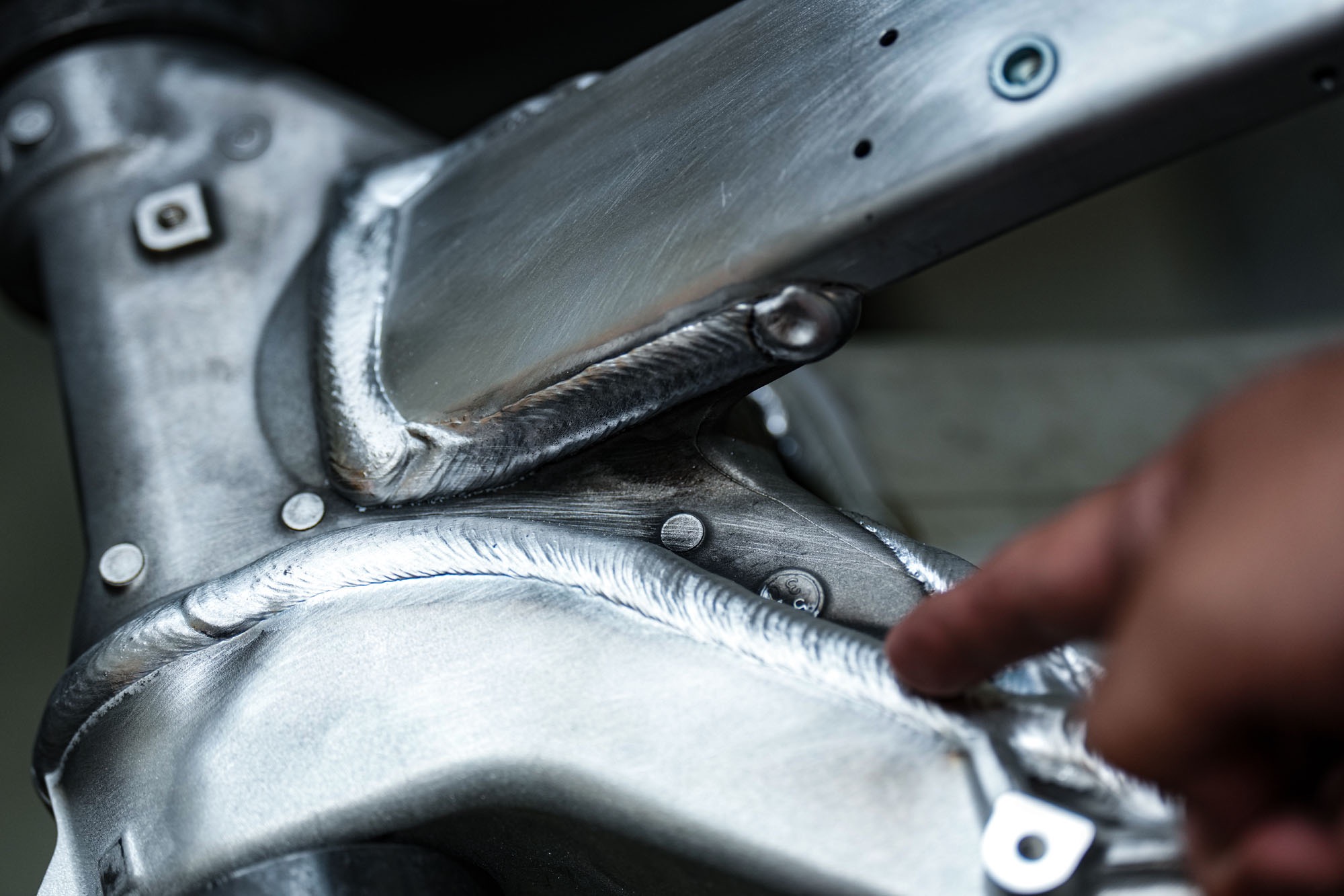 No.3 ロボットで“職人品質”の溶接を目指して