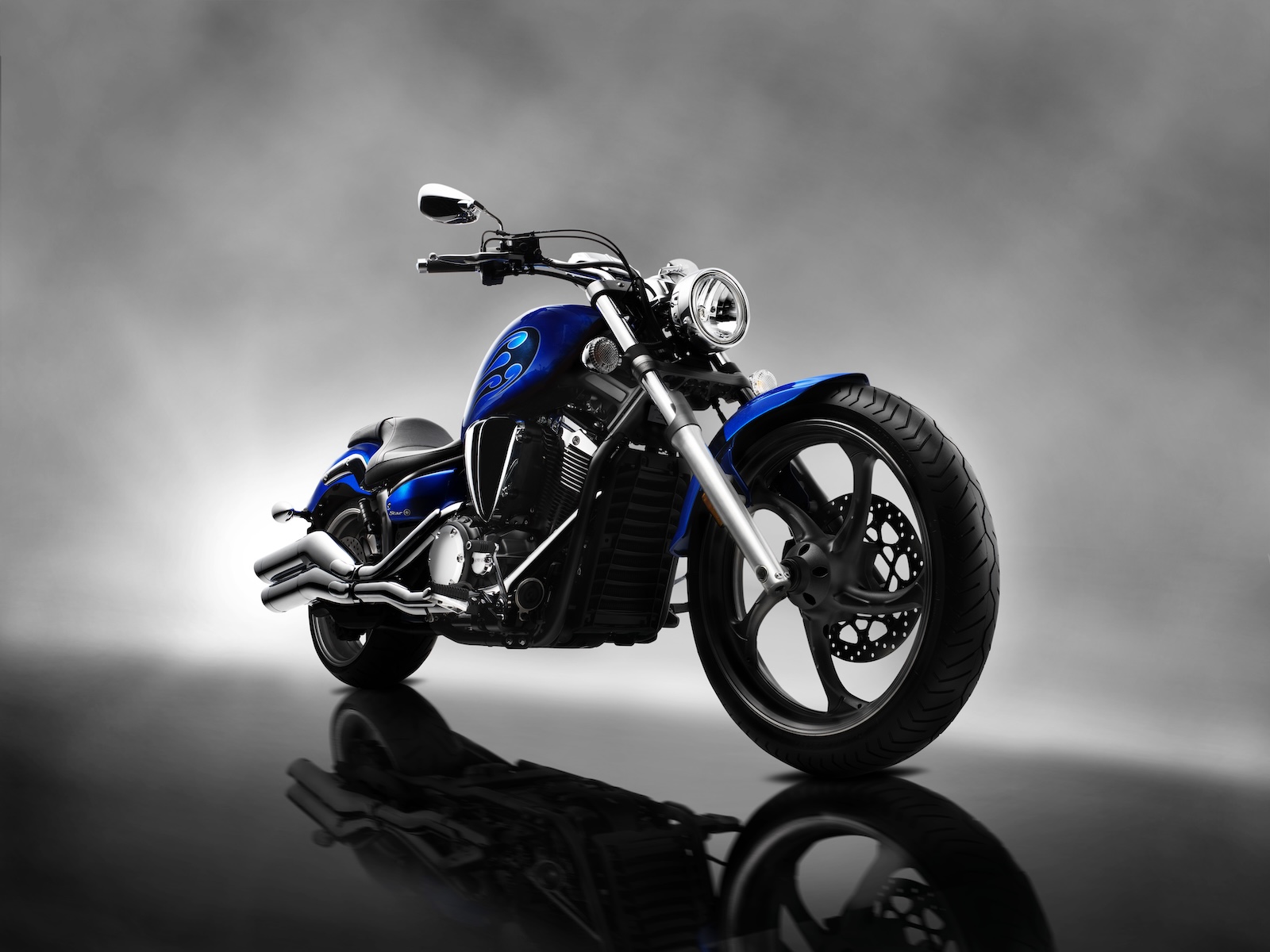 2011 XVS1300CU