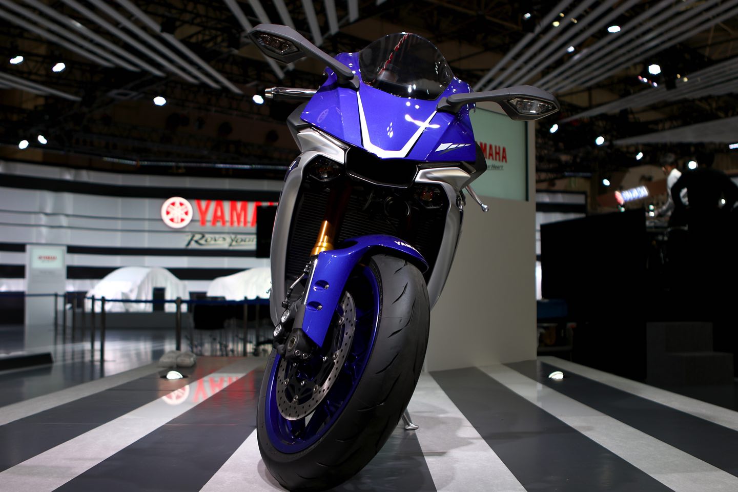 YZF-R1
