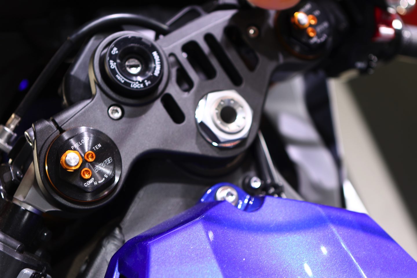 YZF-R1