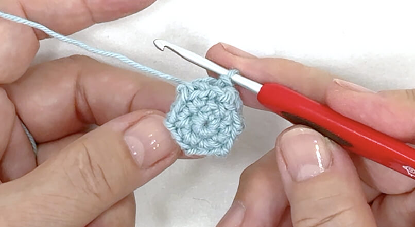 ロゴ、ナット、中心パーツ