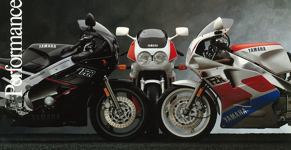 FZR400とFZR1000。海外カタログより