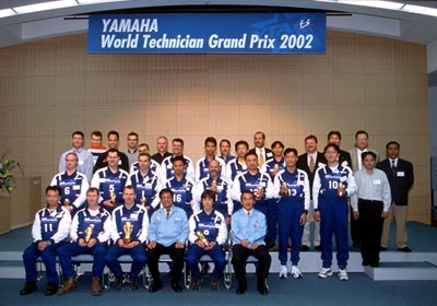 Contestants of the Yamaha World Technician Grand Prix 2002.
