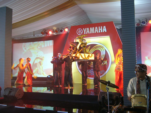 Commemorative celebration held at YIMM