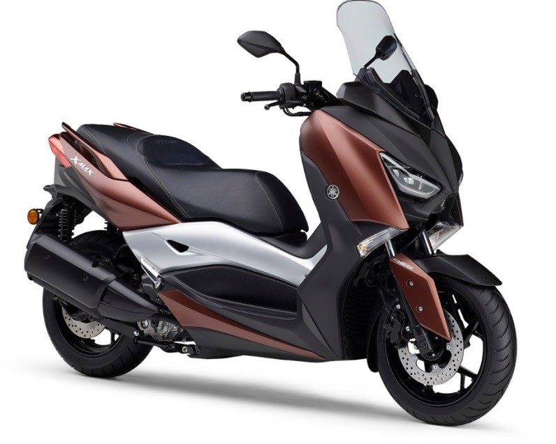 Yamaha Motor Releases 2017 XMAX300 for Europe, Lightweight Scooter Motorcycle Front Forks and Engine - News releases | Yamaha Co., Ltd.