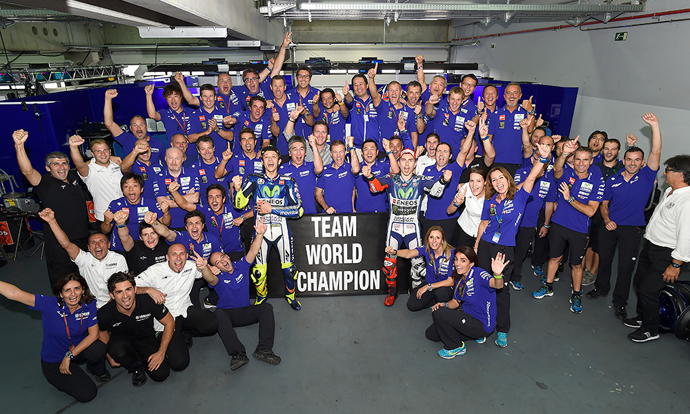 Lorenzo and Rossi Are the Talk of the 2015 Season Yamaha Secures 5th MotoGP Triple Crown!