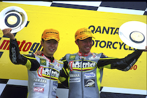 Shinya Nakano and Olivier Jacque rode the YZR250