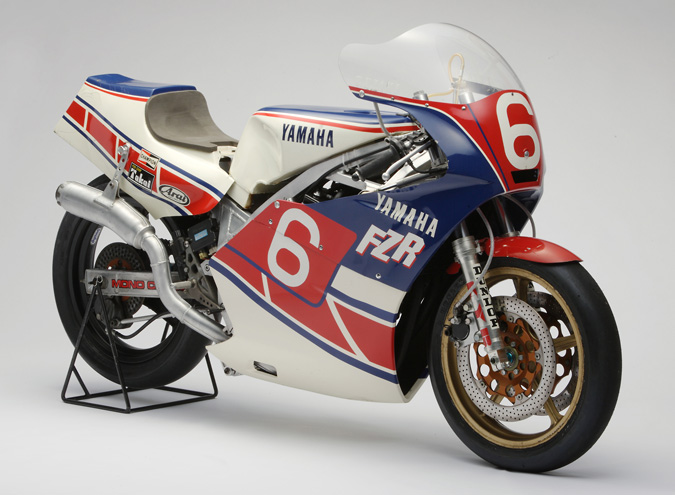 1984 FZR400 - Communication Plaza | Yamaha Motor Co., Ltd.