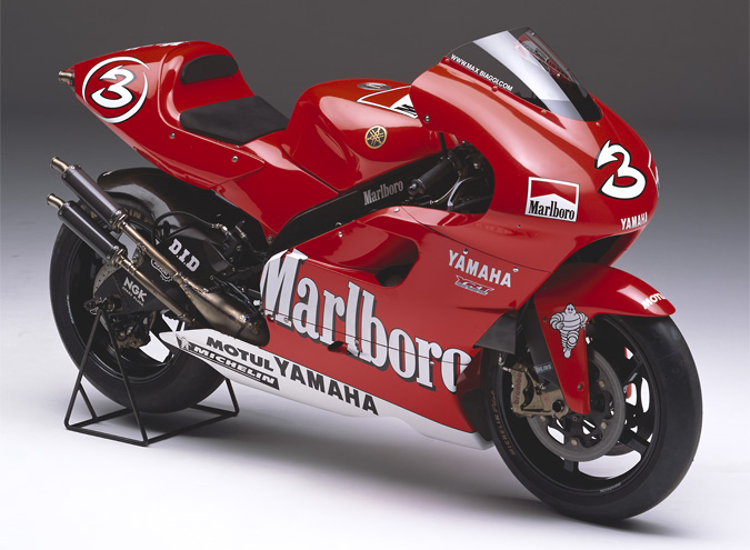 2001 YZR500 (0WL6) - Communication Plaza | Yamaha Motor Co., Ltd.