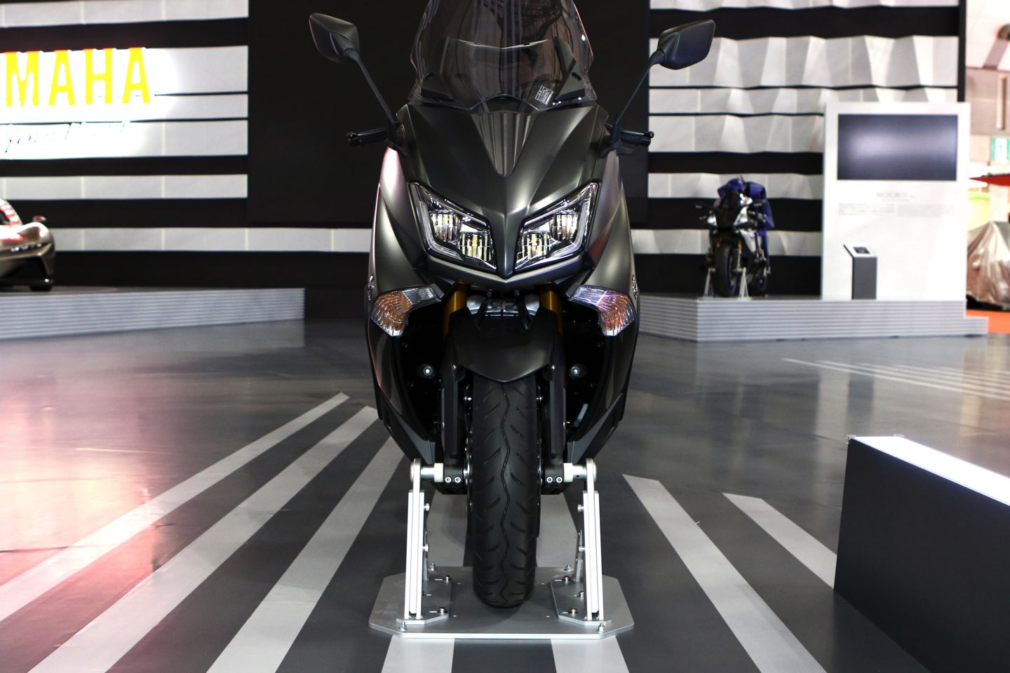 TMAX530 ABS｜Tokyo Motor Show 2015 - Event | YAMAHA MOTOR CO., LTD.