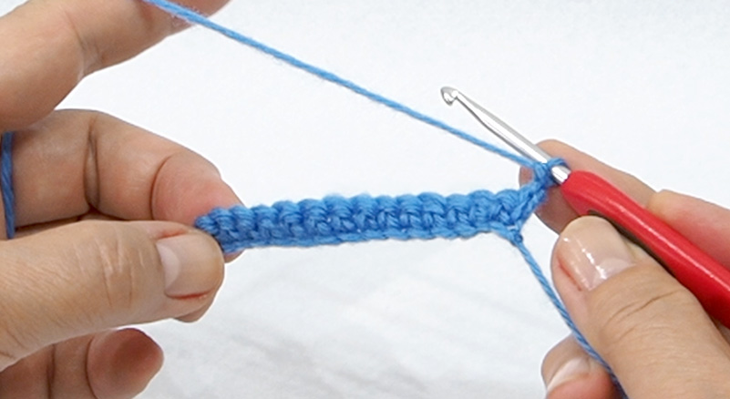 Flat crocheting