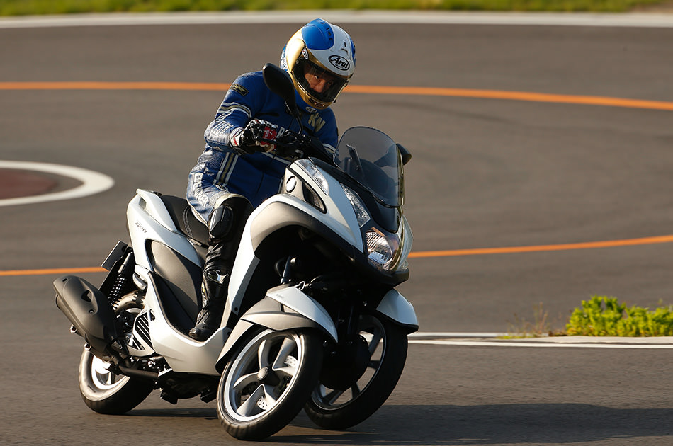 The Goal of an Engineer Who Developed the YZR-M1:"Handling and performance in  tune with rider perceptions"