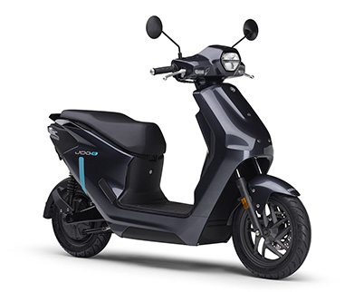 The JOG E electric commuter scooter